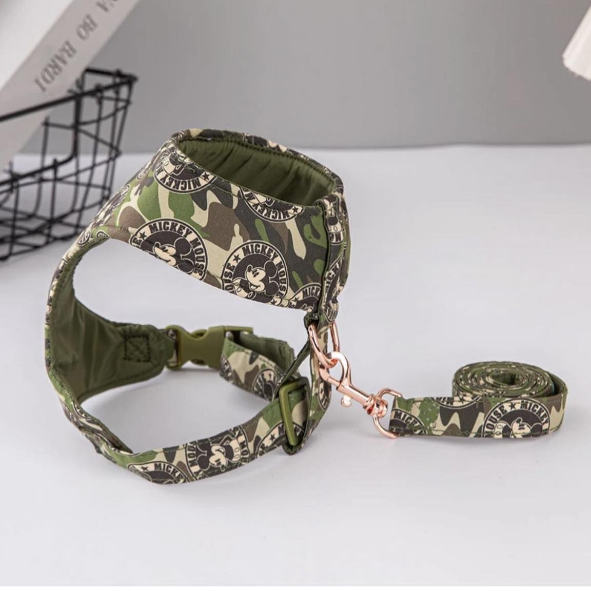 Нагръдник с повод CAMOUFLAGE