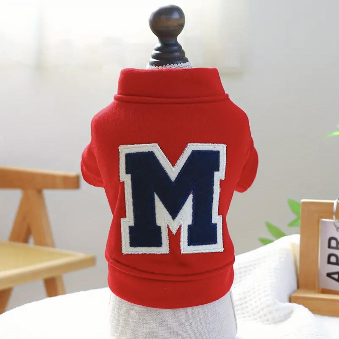 Яке с копчета RED M